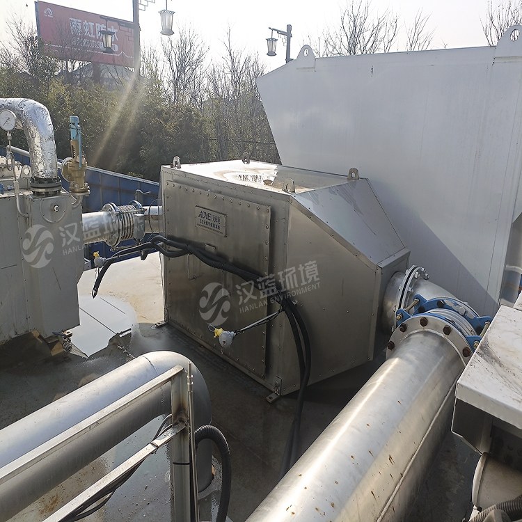 萬純SCR脫硝系統-400KW分布式能源站機組脫硝工程 萬純SCR脫硝系統-400KW分布式能源站機組脫硝工程